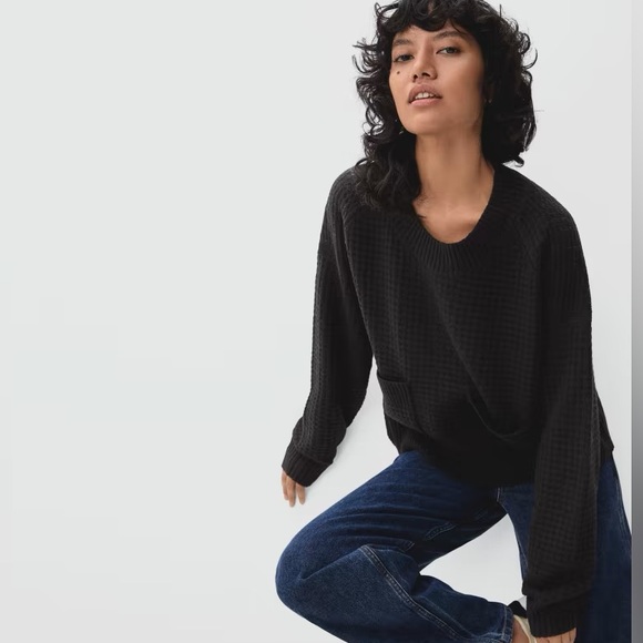 Everlane Belgian-Waffle Pocket Pullover in ReCashmere - Picture 3 of 11